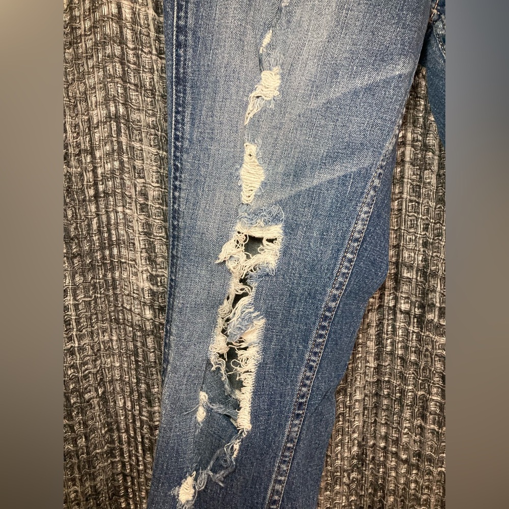 Hollister Light Blue Distressed Skinny Jeans - Picture 3 of 10
